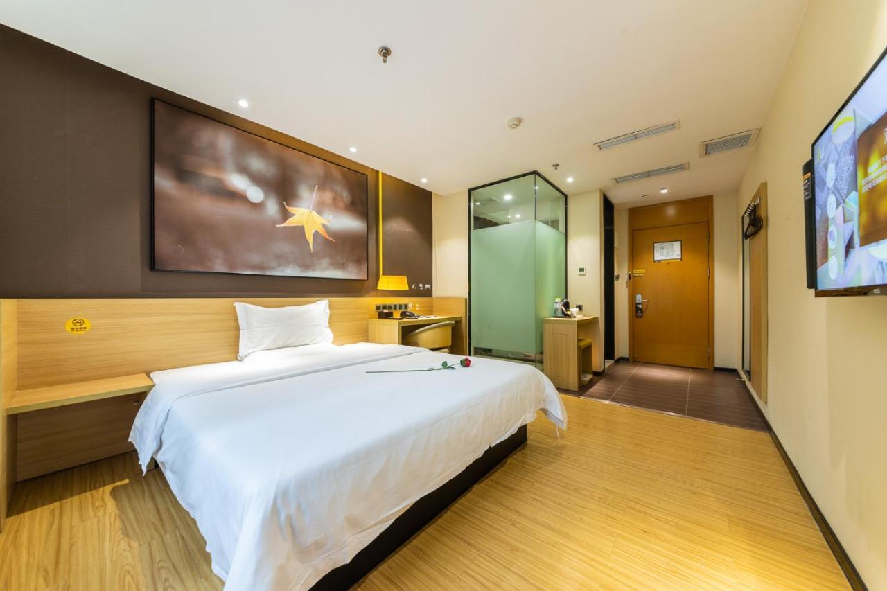 Iu Hotel Chongqing Jiefangbei Dış mekan fotoğraf